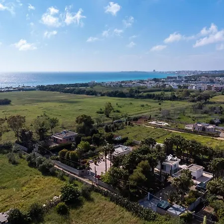 Tiziana House Apartment *